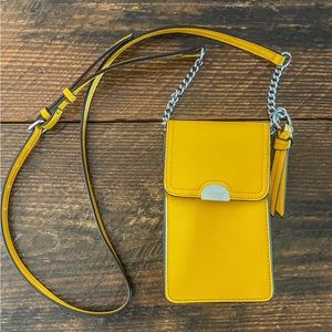 NWOT Yellow Authentic Nine West Crossbody Cell phone bag.